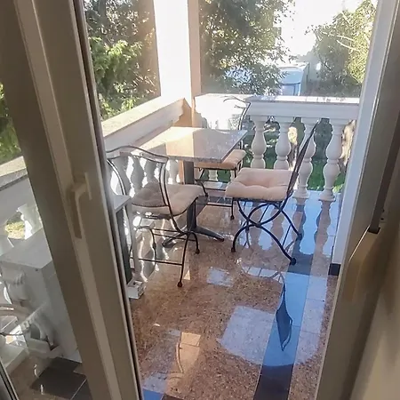 Pet Friendly In Апартаменты