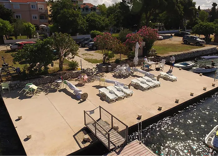 Awesome In With House Sea View *