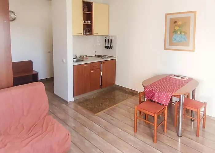 Apartment Awesome In With House Sea View *