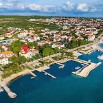 Pet Friendly In Апартаменты